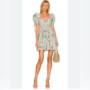 Yumi Kim NEW puff sleeve dress Size XL tiered sage green floral Wedding Guest